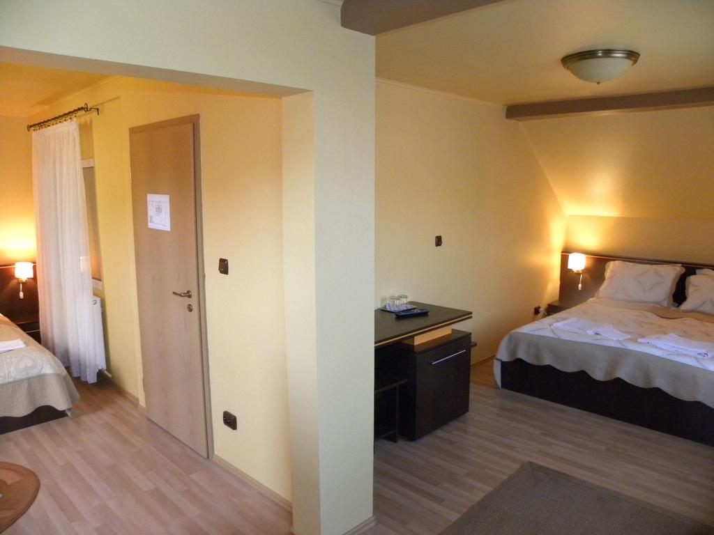 Casa Enescu Otel Bran  Oda fotoğraf