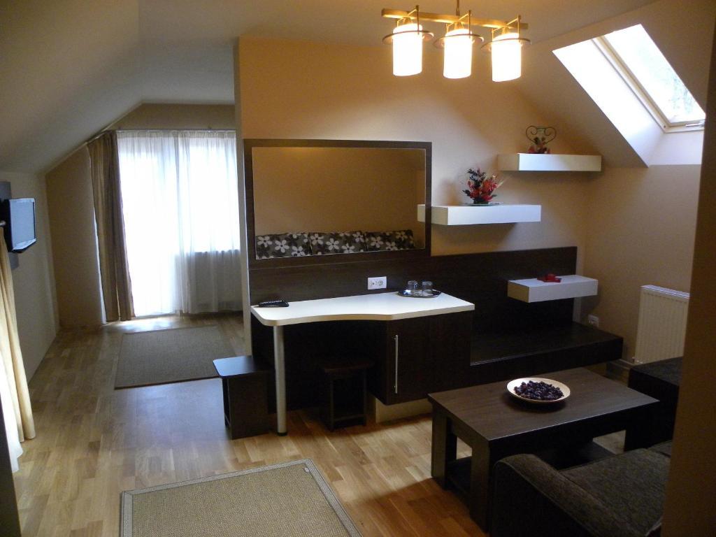 Casa Enescu Otel Bran  Oda fotoğraf